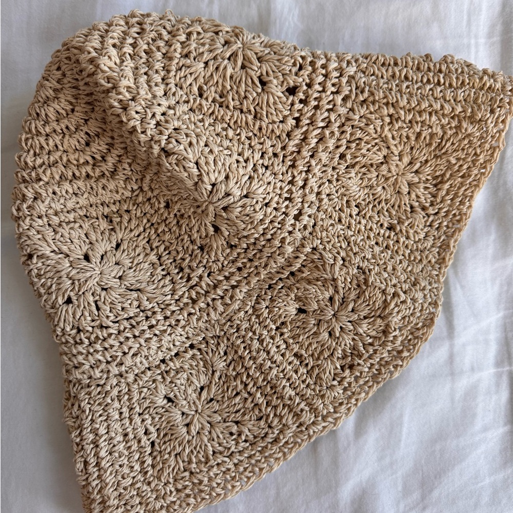 Lucky Brand Los Angeles Straw Crochet Bucket Hat